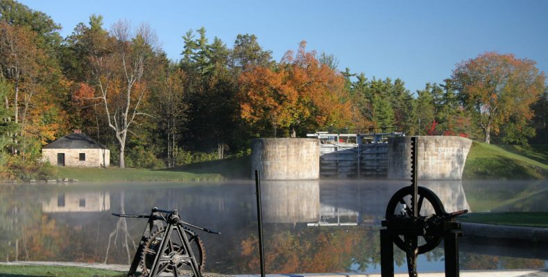 Jones Falls Lock, canal