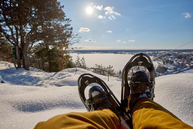 RideauLakes Showshoe ML0092 Happiness in Snowshoes