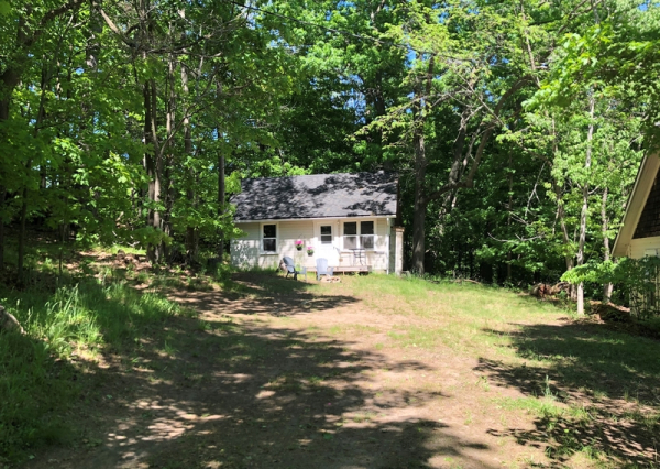 Simmons Cottages