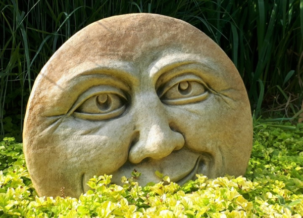 Rue Royale Cast Stone