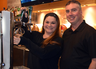 Wild Wing Restaurant in Rideau Lakes